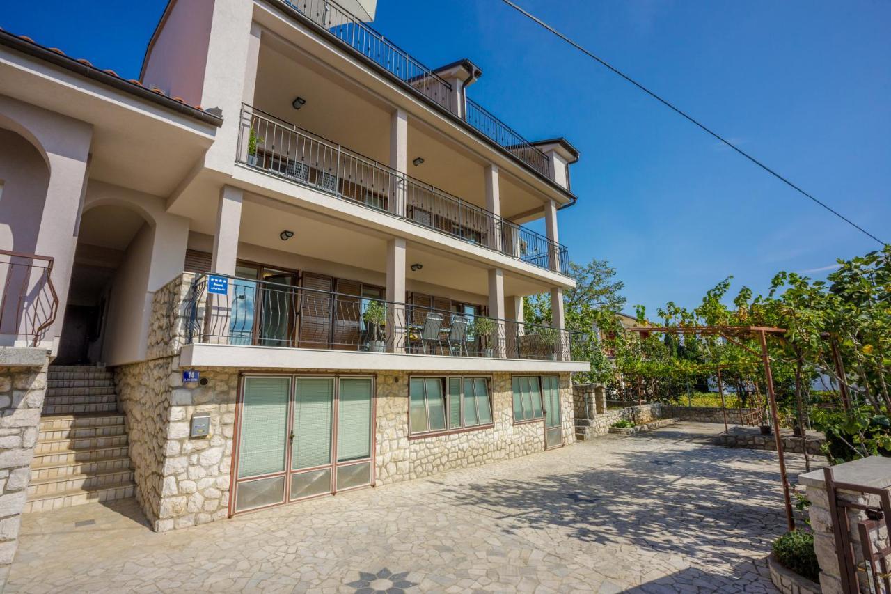 Anton 1 Daire Crikvenica Dış mekan fotoğraf